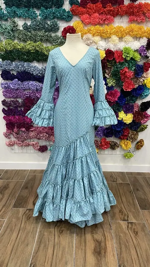 LBF Traje flamenca IRENE perfeorado verde jabonoso. Talla 44