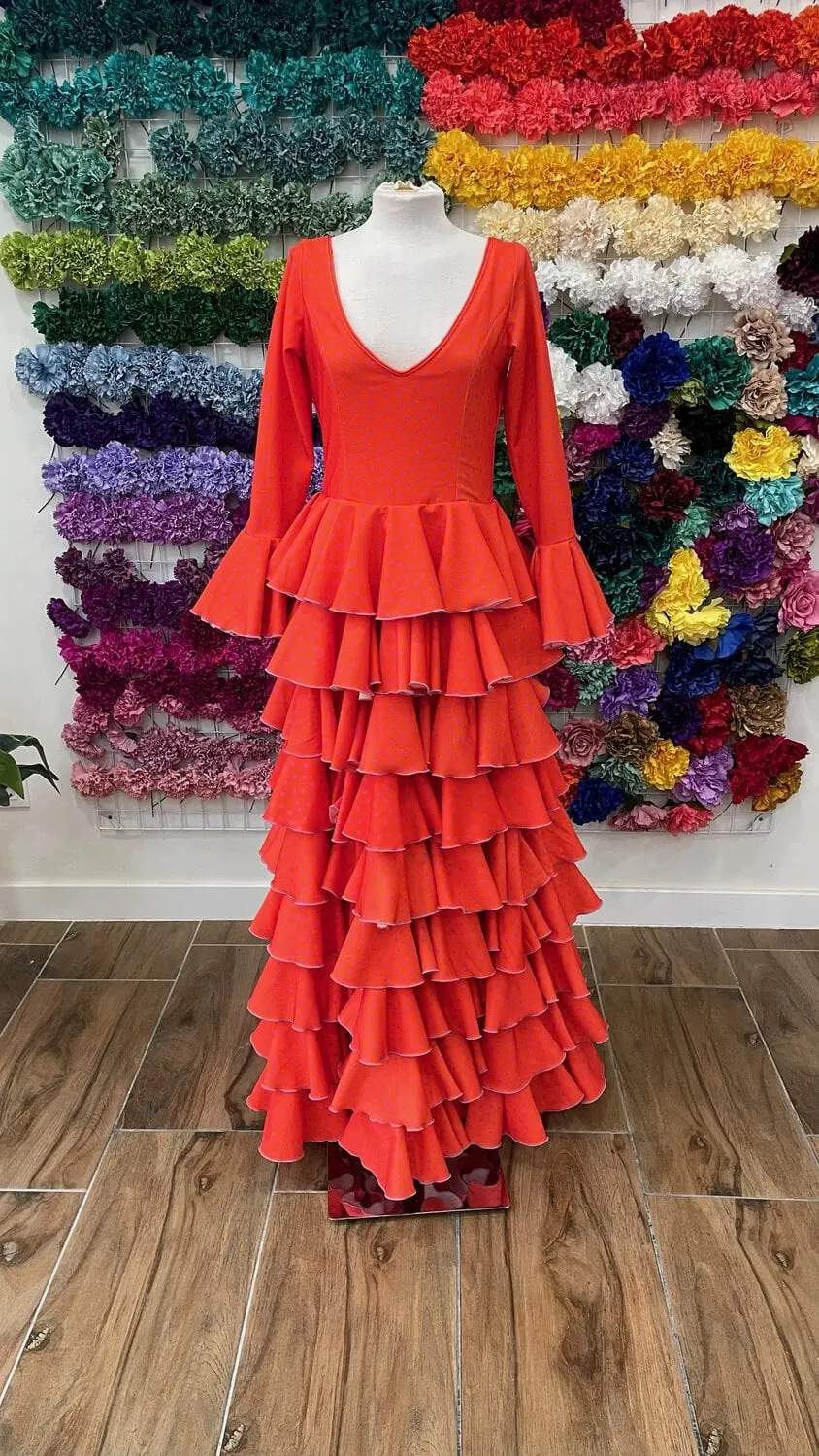 LBF Traje de flamenca Multivolante. Talla 36