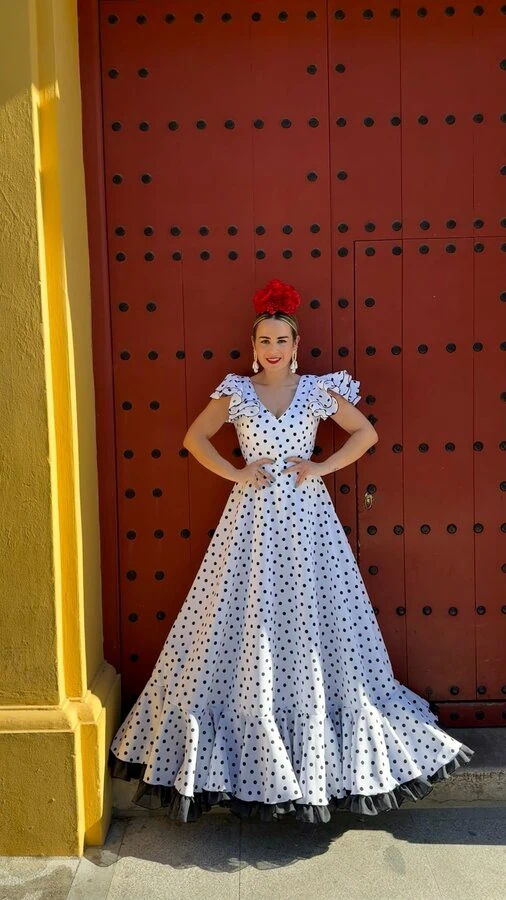 LBF Traje de flamenca Torre la Higuera. Talla 36 a 46