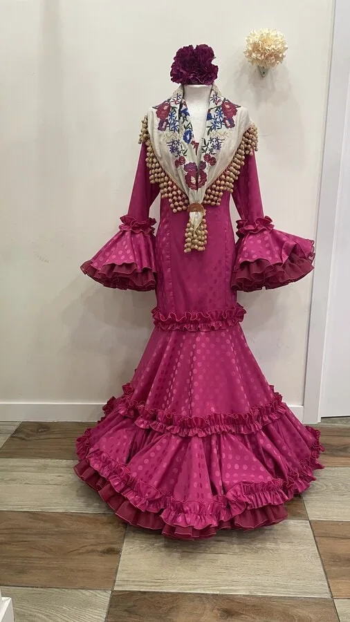 LBF Traje de flamenca Rocío. Talla 44 y 46