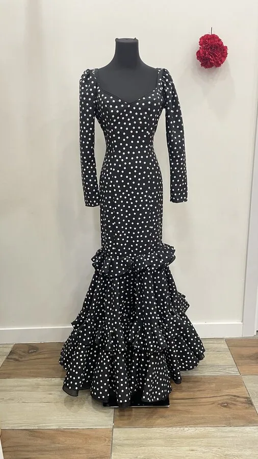 LBF Traje de flamenca Jaén strech . Talla 36 y 46