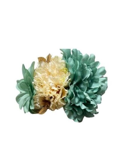 Ramillete de peonia verde agua, amapola verde agua y clavel blanco roto