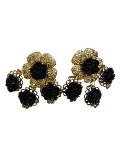 Pendientes flor negra