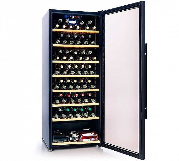 cavanova-vinoteca-cvt-01.jpg